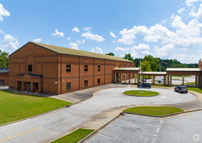 East Coweta High School provides a safe and supportive learning environment.