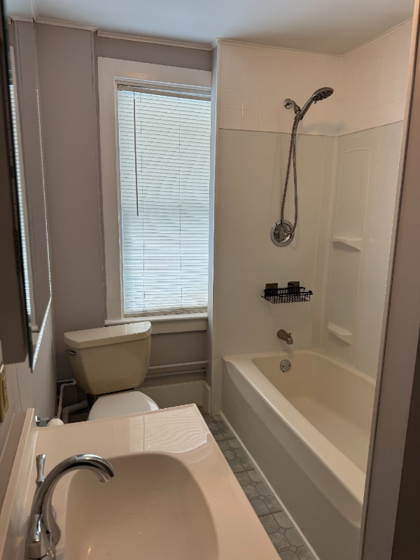 18.5 Randall St unit 2, Taunton, MA 02780 - photo 4