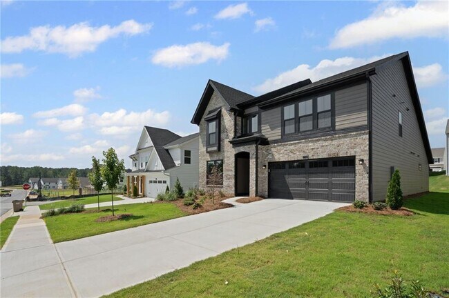 752 Crystal Lake Pkwy, Hoschton, GA 30548 - photo 2