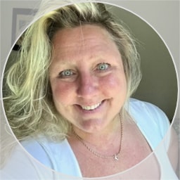 Christel Thompson