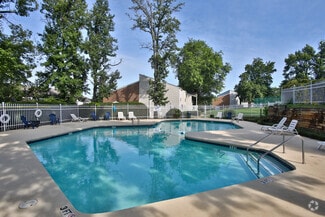 65 Villa Rd, Greenville, SC 29615