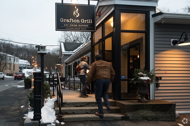 Grafton Grill & Crust is a local favorite for dinner in North Grafton.
