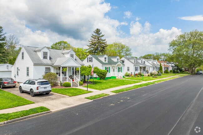 Rows of Cape Cod style homes line the streets of Northeast Bethlehem.
