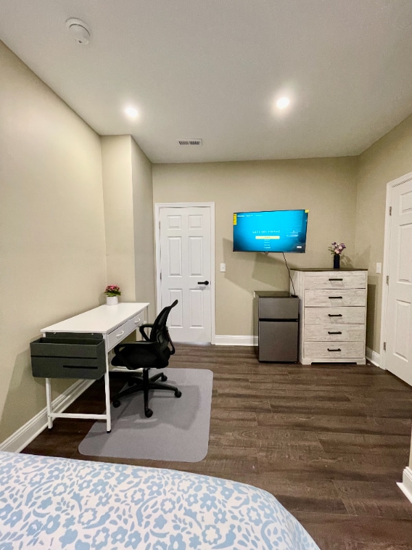 2007 Boone St, Baltimore, MD 21218