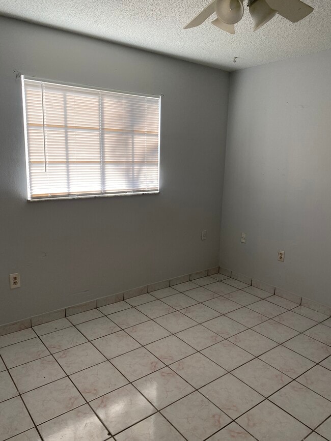 3404 Sheraton Place, Miramar, FL 33025 - photo 5