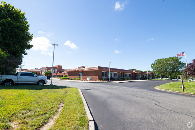 The Mattituck Cutchogue Elementary School has an 8:1 teacher to student ratio.