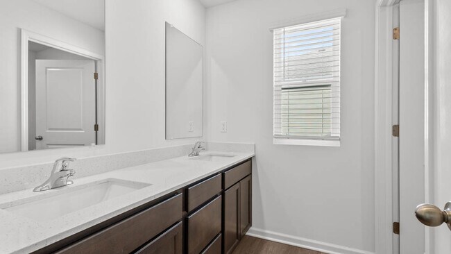 6565 Walnut Ct, Wonder Lake, IL 60097 - photo 5