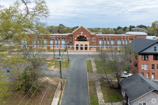 Minden High School is part of the Webster Parish Public School system.