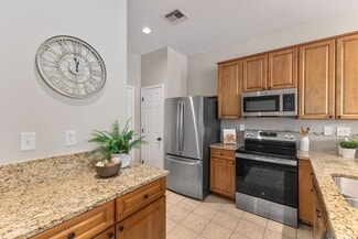 224 E 8th St, Cincinnati, OH 45202