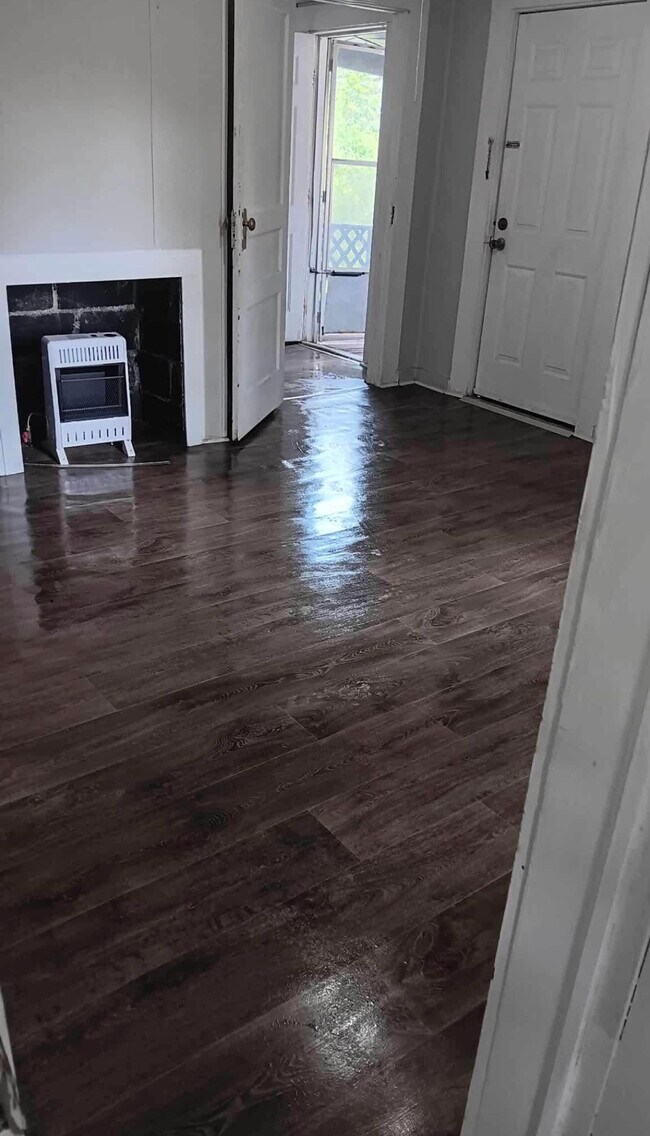 1016 Farrah Cir, Tupelo, MS 38804 - photo 2