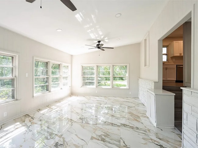 3215 E 8th St, Des Moines, IA 50316 - photo 6