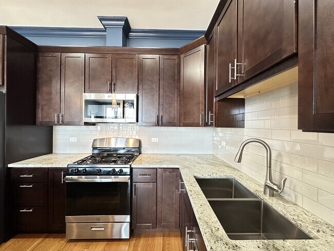 520 N Western Ave unit M09H, Chicago, IL 60612 - photo 3