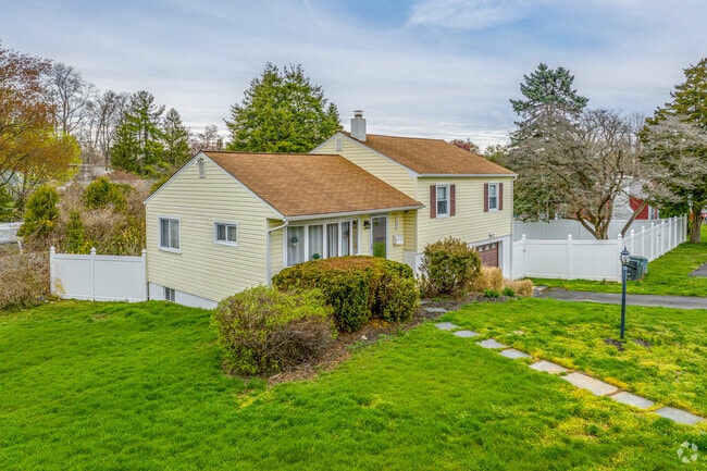 Split-level homes with big yards are common in Feasterville.