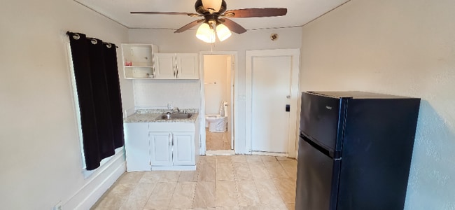 306 Taylor Ave unit A, Daytona Beach, FL 32114 - photo 2