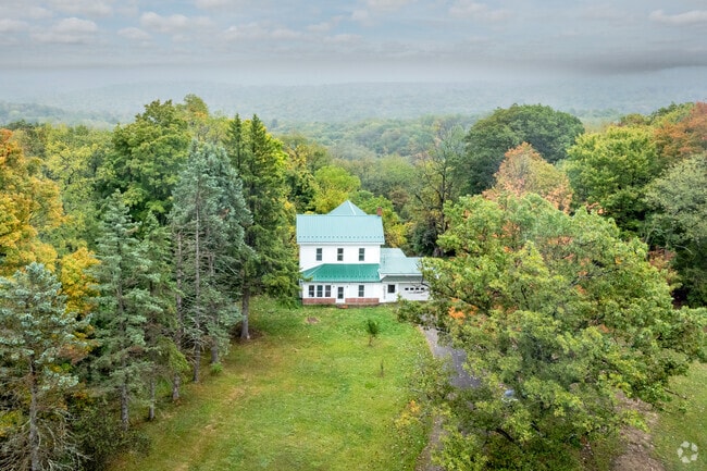 Reade features homes with a lot of acreage.