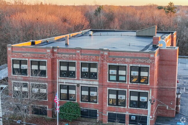 The Edison Academy provides adult education programs to Brockton residents.