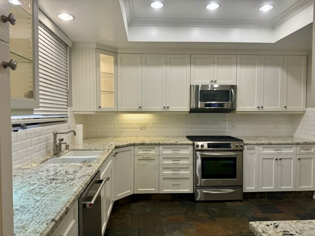 4641 Fulton Ave unit 106, Sherman Oaks, CA 91423 - photo 5