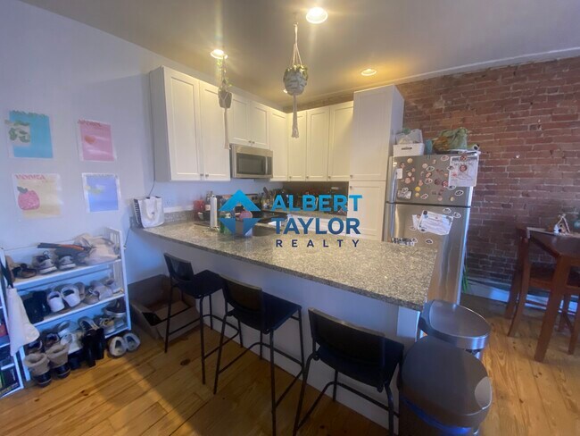 600 Columbus Ave unit 8, Boston, MA 02118 - photo 6