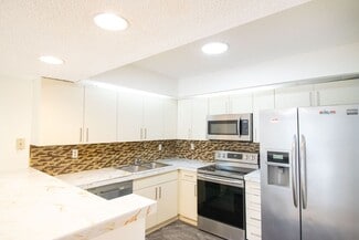 13255 SW 88th Ln, Miami, FL 33186
