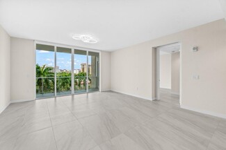 220 SE Mizner Blvd, Boca Raton, FL 33432