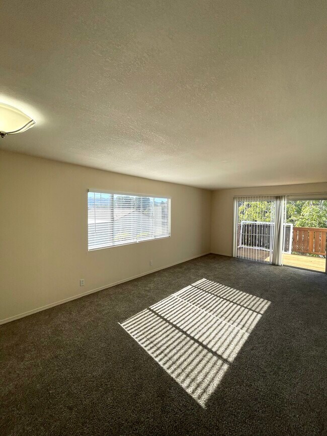 226 E J St unit 4, Benicia, CA 94510 - photo 3
