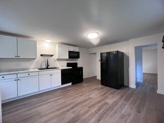 792 Mudgett Rd, Levant, ME 04456
