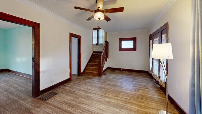 90 N Ewing St, Indianapolis, IN 46201 - photo 2