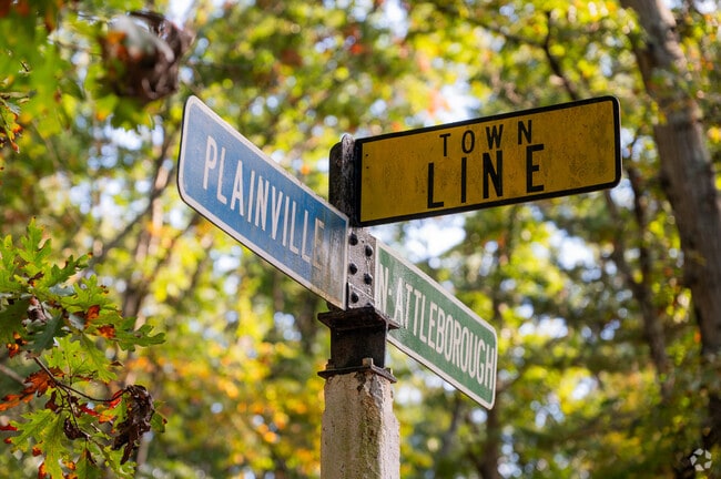 Both Plainville and North Attleboro are less than a 10-minute ride away.