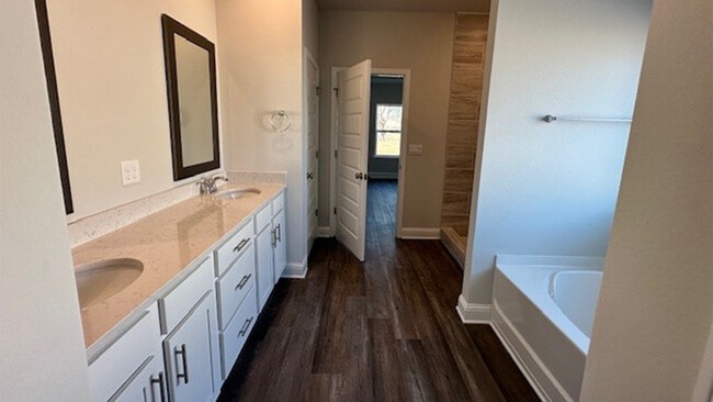 14199 Quill Ave, Biloxi, MS 39532 - photo 6