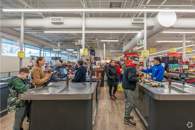 Grocery stores and supermarkets are located throughout the community of Ditmars Steinway.