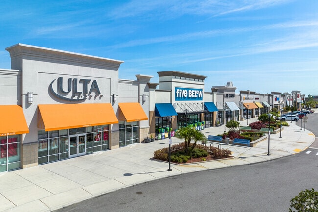 Residents enjoy the various store choices at Lakeland Park Center in the Kathleen neighborhood.