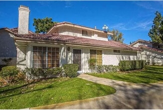 6828 Poppyview Dr, Oak Park, CA 91377