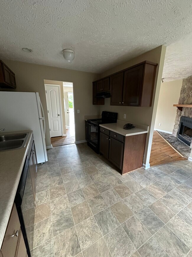 104 Shirley Ct, Smyrna, TN 37167 - photo 6