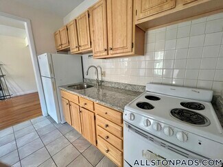 1135 Commonwealth Ave Unit 2, Boston, MA 02215