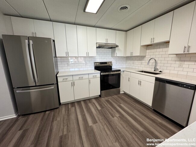 51 Hill Rd unit 107, Belmont, MA 02478 - photo 6