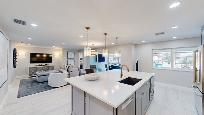 25 Palmview Blvd, Fort Myers Beach, FL 33931 - photo 2