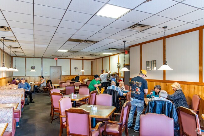 Glassport Diner is a great place for food and friends.