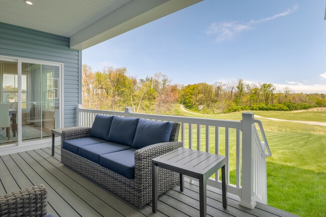 933 Alston Ln, Avon, IN 46123 - photo 2