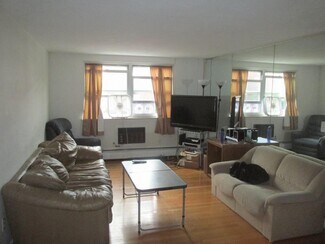 11 Commonwealth Ct Unit 5, Boston, MA 02135