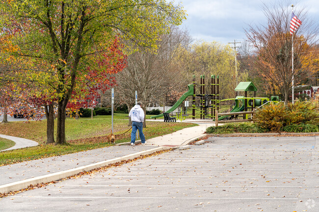 Autumn Meadow Park is a peaceful place near Huston to walk the dog or just relax.