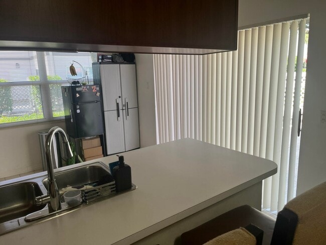 7 Amherst Ct, Royal Palm Beach, FL 33411 - photo 5