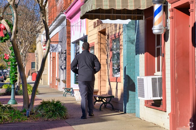 The community of West Point offers small-town living between Richmond and Williamsburg.