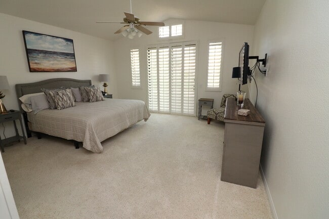 100 Brandigo Cir unit No, Palm Desert, CA 92211 - photo 5