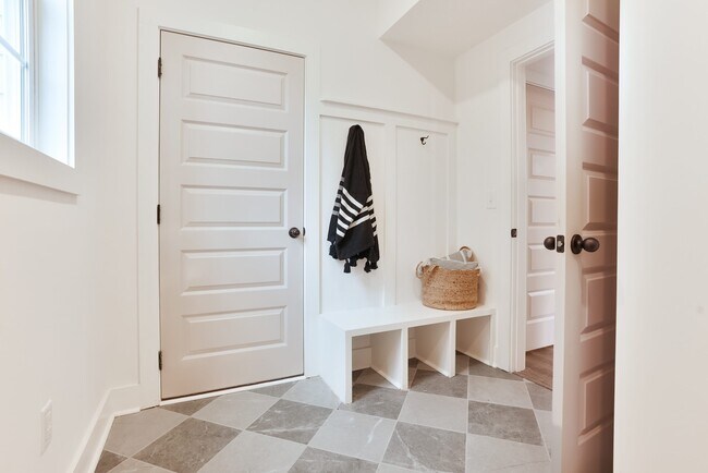 4032 Chelsea Ridge Trail unit 36457169, Chelsea, AL 35051 - photo 7