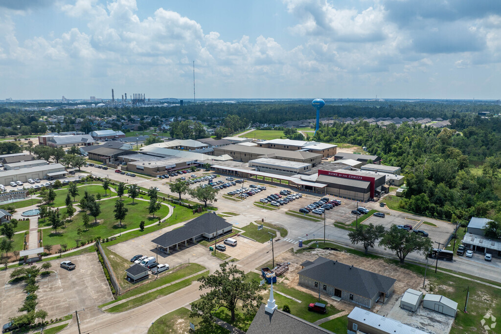 Maplewood Elementary earns a B rating from niche.com.