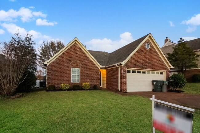 2184 Stone Stream Dr, Cordova, TN 38016 - photo 2