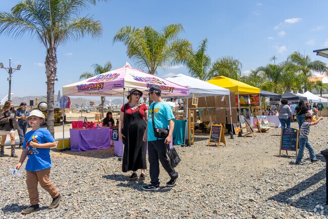 Discover local artisans at the Creative Babe Market near Central Perris.
