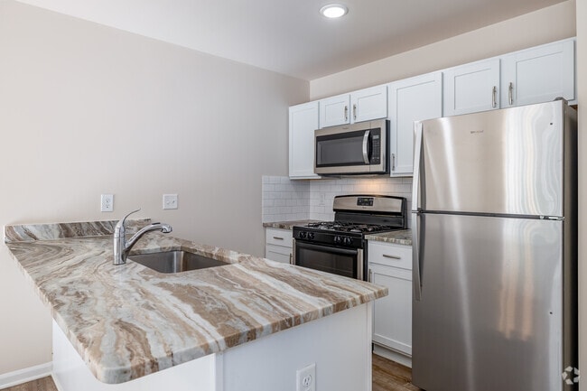 Northgate Canton, Canton, MI 48187 - photo 2