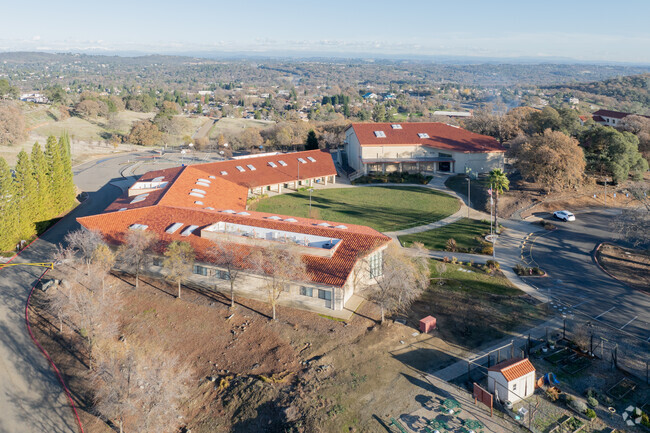 The student teacher ratio at Holy Trinity School is 17 to 1.