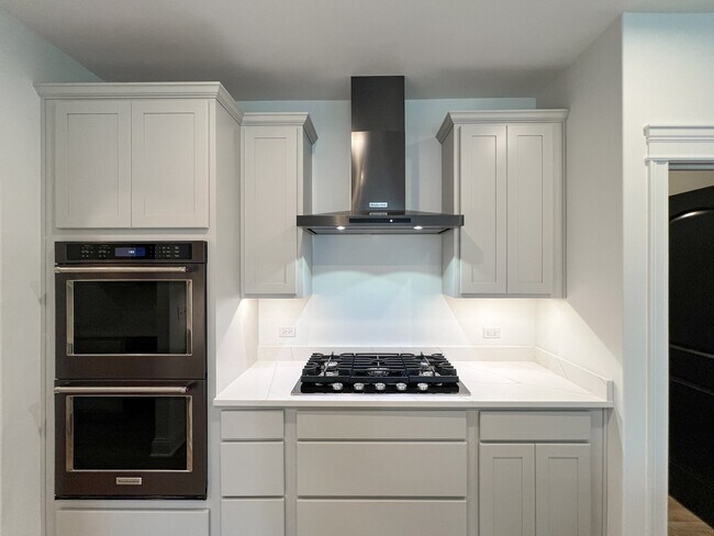 0 Acres On Deerpath St unit 38821886, North Aurora, IL - photo 6